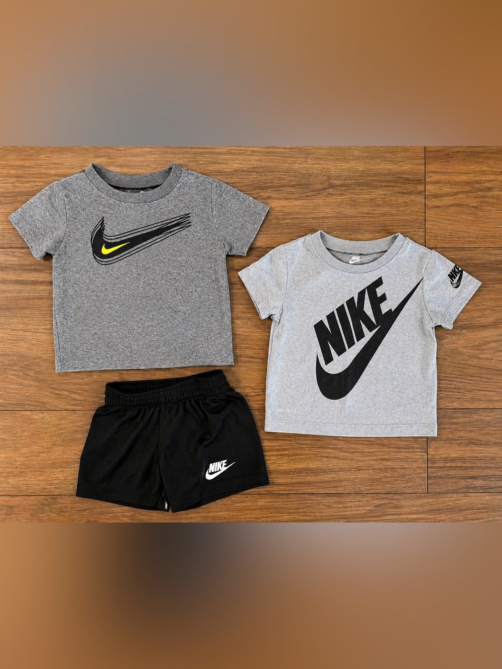 Nike Dri-FIT Double Tee Set in Dark Gray & Light Gray